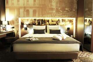 Отель Mercure Bucharest City Center Бухарест Номер категории Privilege с кроватью размера "king-size"-7